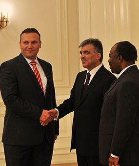 Karmod a fost invitat la Palatul prezidențial